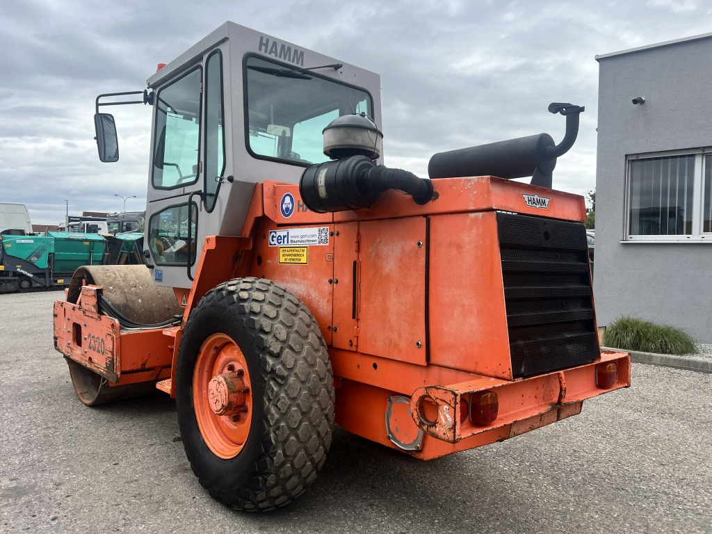 Hamm 2320 D (111599) - Компактор: слика 3 Hamm 2320 D (111599) - Компактор: слика 3