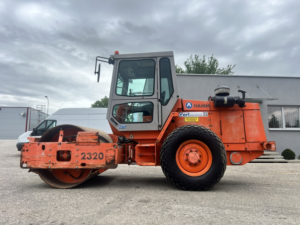Hamm 2320 D (111599) - Компактор: слика 1 Hamm 2320 D (111599) - Компактор: слика 1