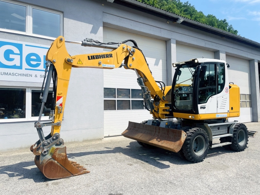 Liebherr A910 Compact (4025) - Багер на тркала: слика 4 Liebherr A910 Compact (4025) - Багер на тркала: слика 4