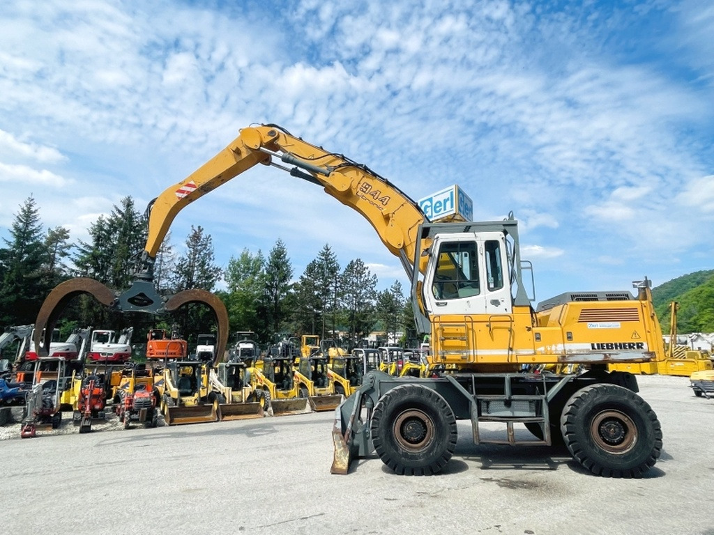 Liebherr A944B HD (3995) - Справувач со отпад/ Индустрија: слика 4 Liebherr A944B HD (3995) - Справувач со отпад/ Индустрија: слика 4