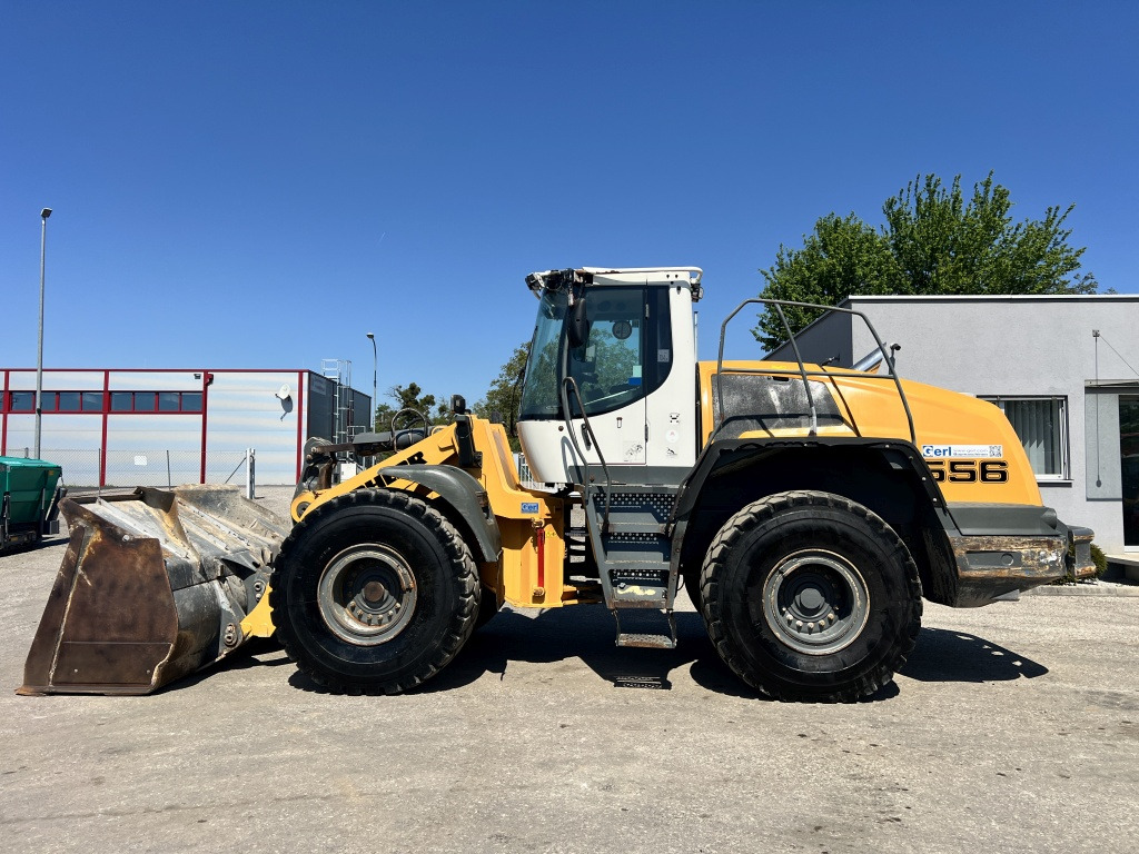 Liebherr L 556 (111580) - Натоварувач на тркала: слика 1 Liebherr L 556 (111580) - Натоварувач на тркала: слика 1