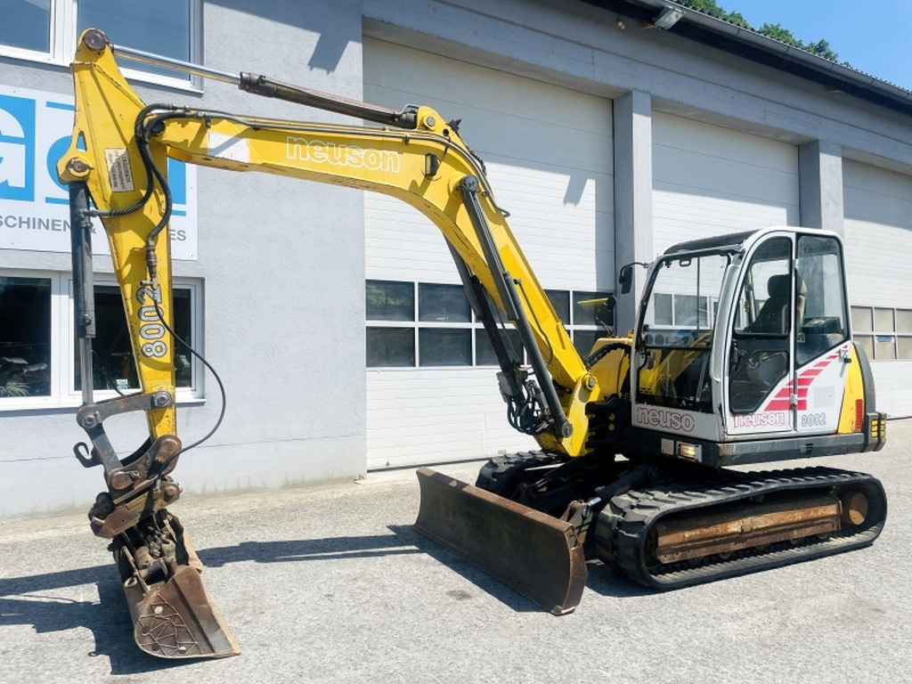 Neuson G8002 RDV (4015) - Мини багер: слика 4 Neuson G8002 RDV (4015) - Мини багер: слика 4