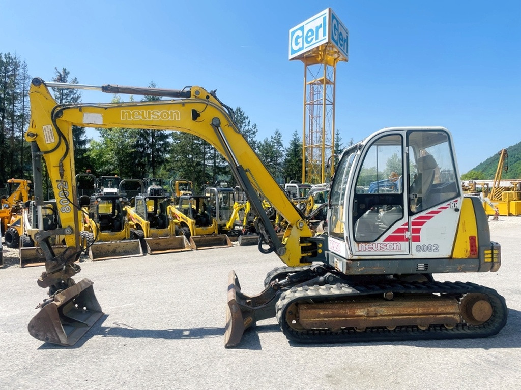 Neuson G8002 RDV (4015) - Мини багер: слика 1 Neuson G8002 RDV (4015) - Мини багер: слика 1