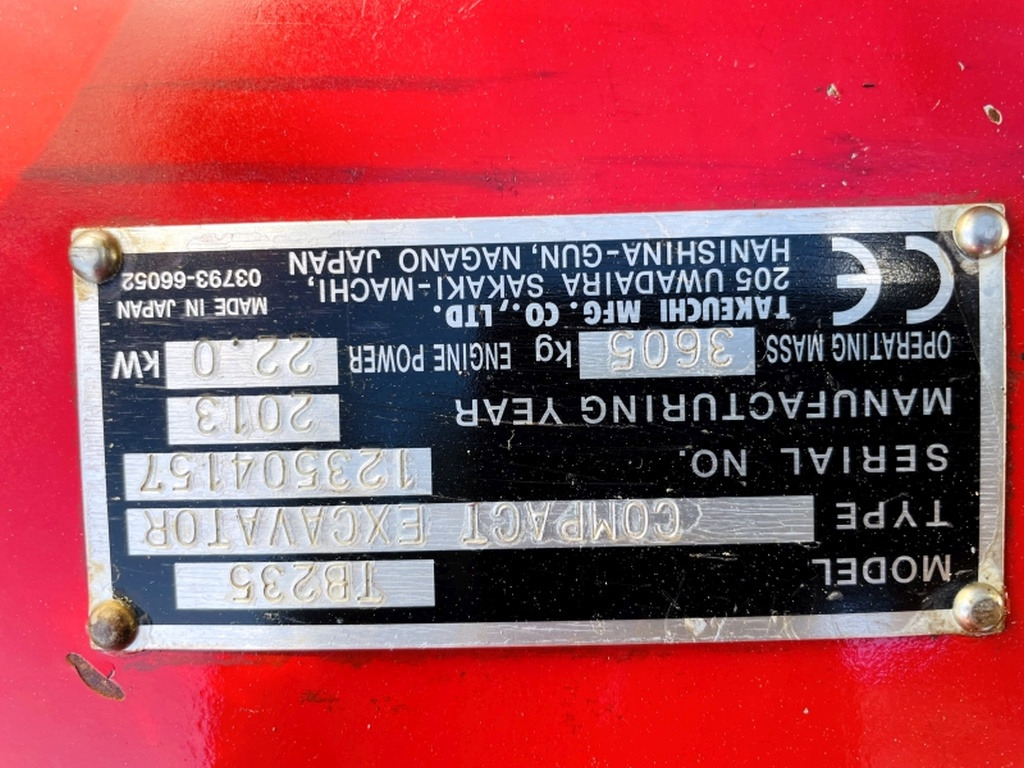 Takeuchi TB235 (3969) - Мини багер: слика 3 Takeuchi TB235 (3969) - Мини багер: слика 3