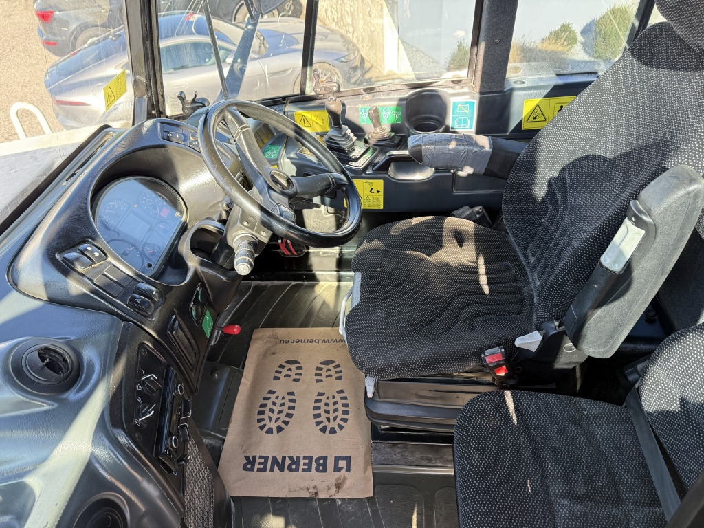 Зглобен истоварувач Terex TA 300 Gen 10 / Rokbak RA 30 (111765): слика 10 Зглобен истоварувач Terex TA 300 Gen 10 / Rokbak RA 30 (111765): слика 10