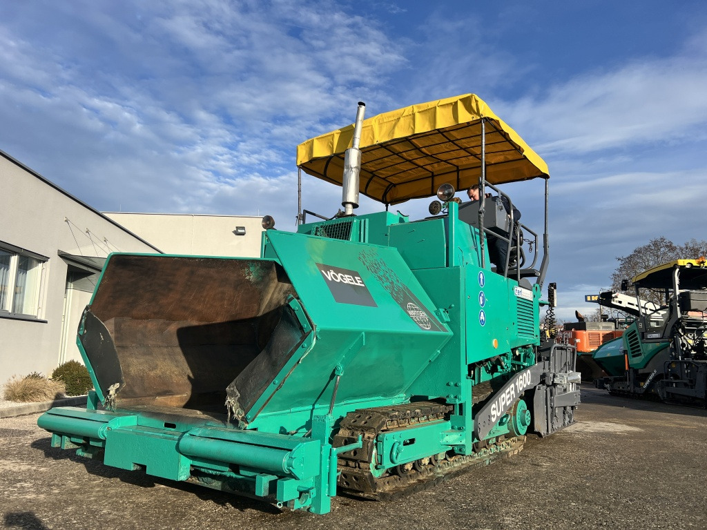 Vögele Super 1600 Typ 6-82 (111416) - Асфалтен поплочувач: слика 2 Vögele Super 1600 Typ 6-82 (111416) - Асфалтен поплочувач: слика 2
