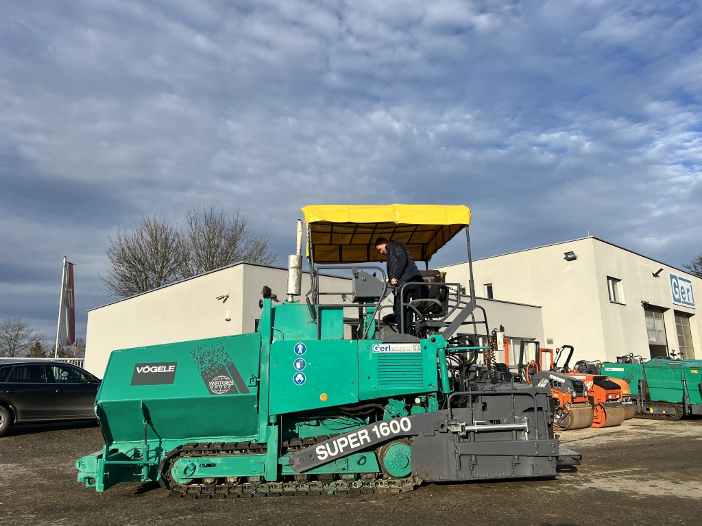 Vögele Super 1600 Typ 6-82 (111416) - Асфалтен поплочувач: слика 1 Vögele Super 1600 Typ 6-82 (111416) - Асфалтен поплочувач: слика 1