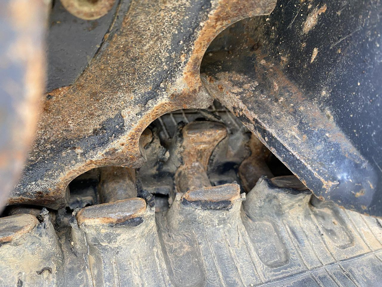 Лизинг на  Komatsu PC16R-3HS CANOPY Komatsu PC16R-3HS CANOPY: слика 7