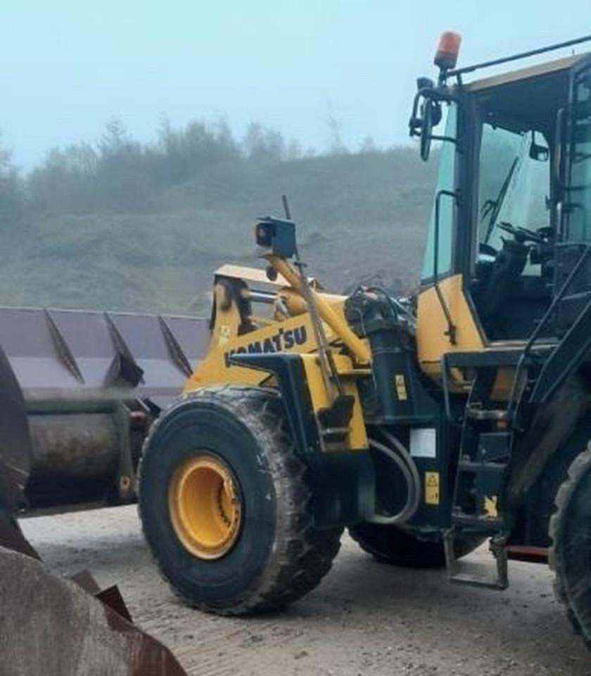 Komatsu WA470-6 - Натоварувач на тркала: слика 5 Komatsu WA470-6 - Натоварувач на тркала: слика 5