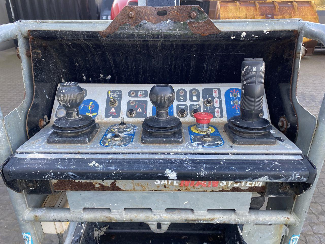 Manitou 160ATJ RC - Дигачка зглобна платформа: слика 3 Manitou 160ATJ RC - Дигачка зглобна платформа: слика 3