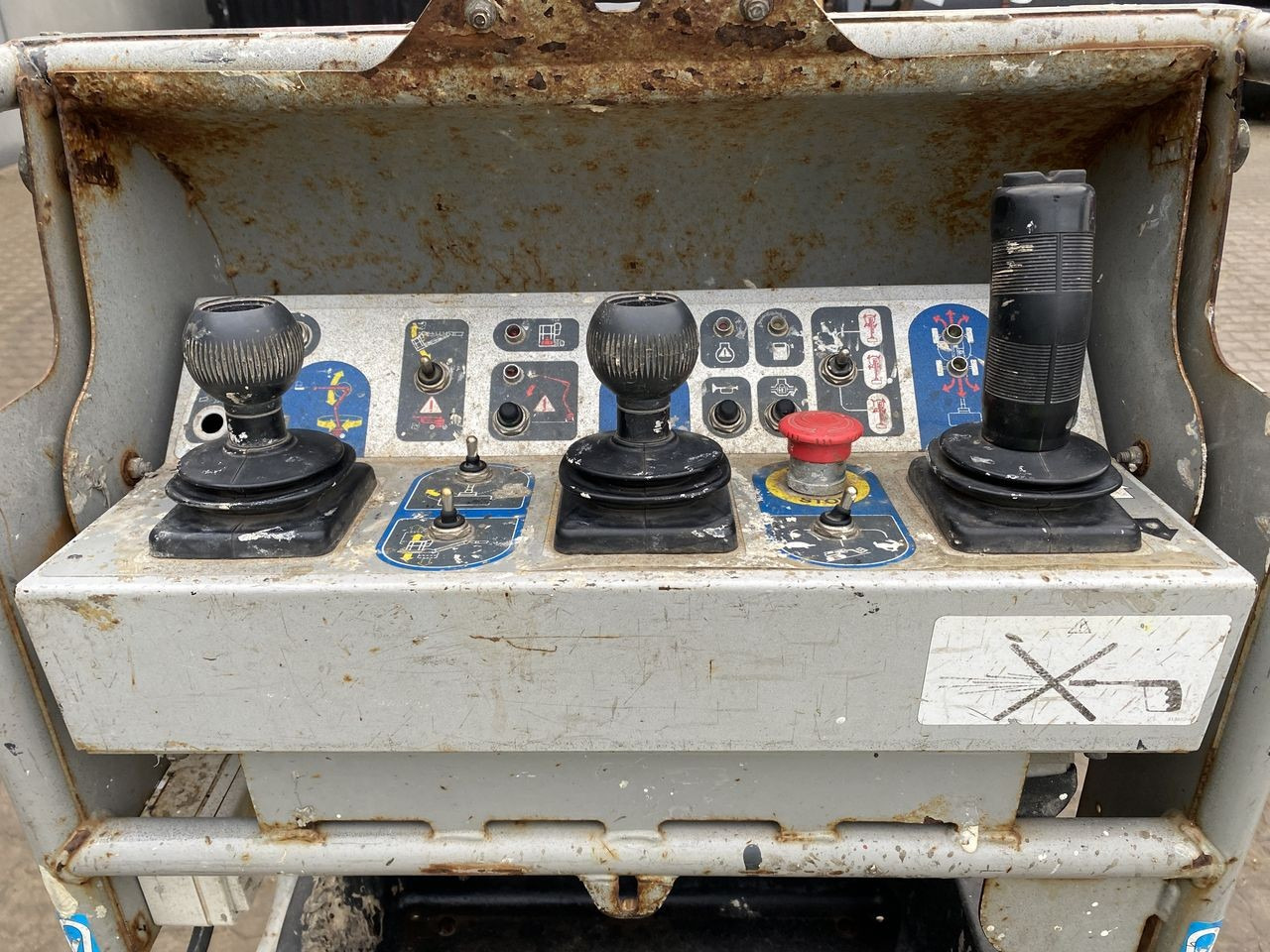 Manitou 180ATJ 2 RC - Дигачка зглобна платформа: слика 3 Manitou 180ATJ 2 RC - Дигачка зглобна платформа: слика 3