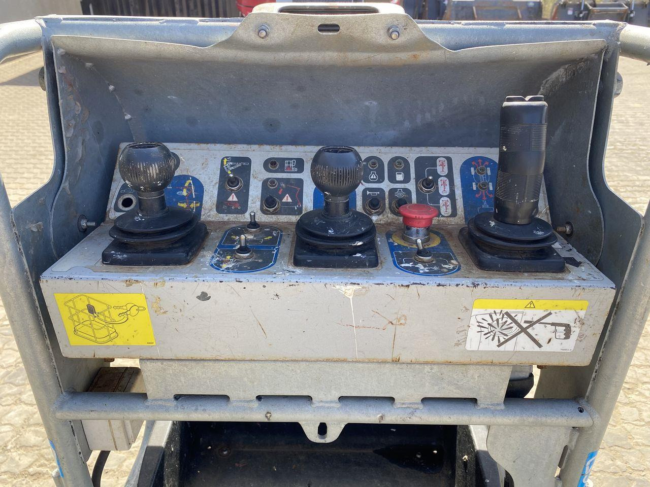 Manitou 180ATJ 2 RC - Дигачка зглобна платформа: слика 3 Manitou 180ATJ 2 RC - Дигачка зглобна платформа: слика 3