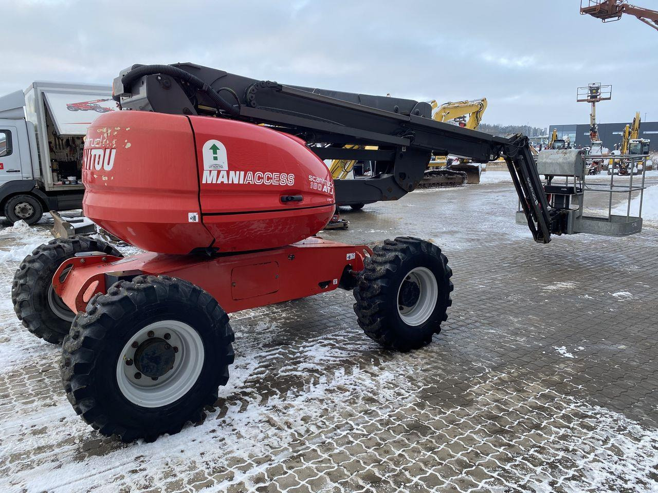 Manitou 180ATJ RC - Дигачка зглобна платформа: слика 4 Manitou 180ATJ RC - Дигачка зглобна платформа: слика 4