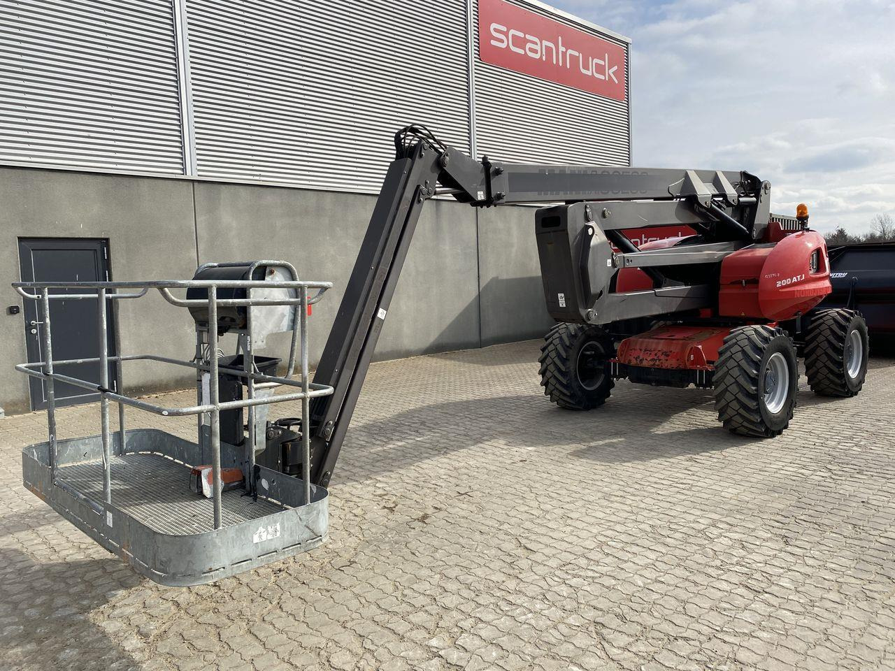 Manitou 200ATJ RC - Дигачка зглобна платформа: слика 1 Manitou 200ATJ RC - Дигачка зглобна платформа: слика 1