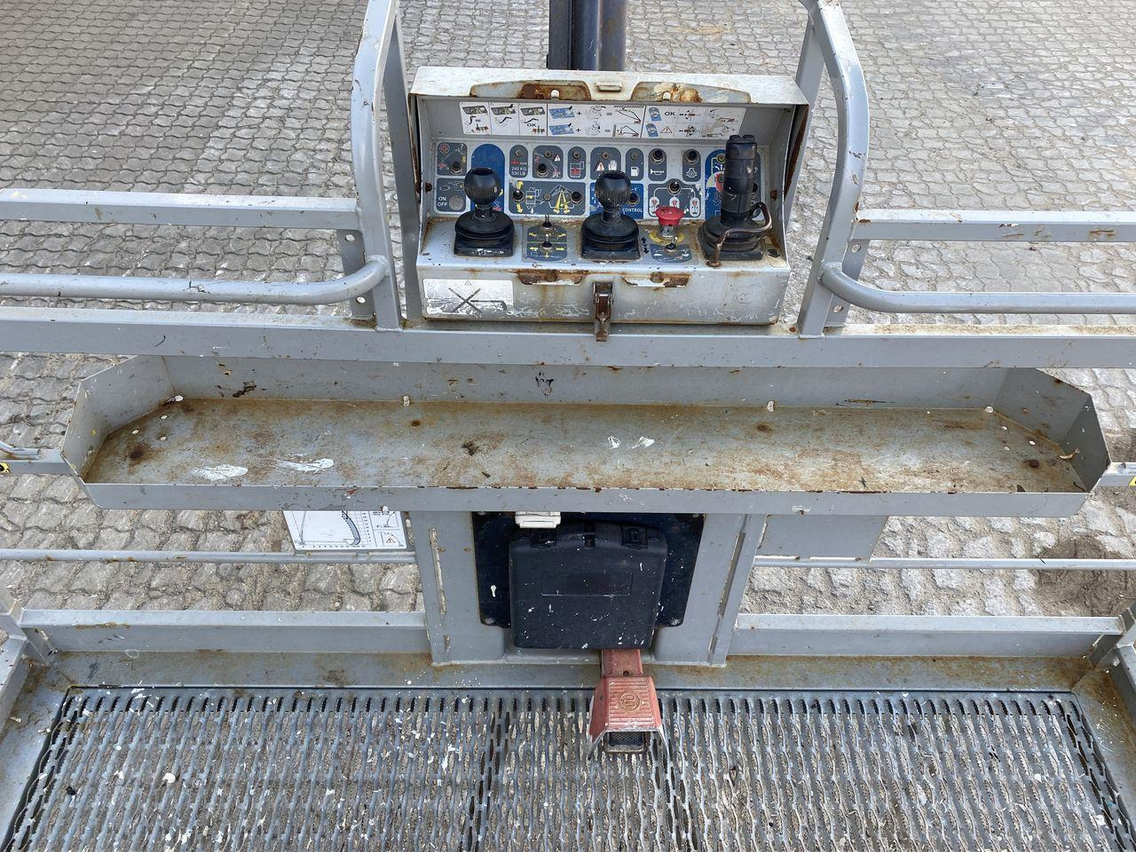 Manitou 280TJ - Телескопска платформа: слика 3 Manitou 280TJ - Телескопска платформа: слика 3