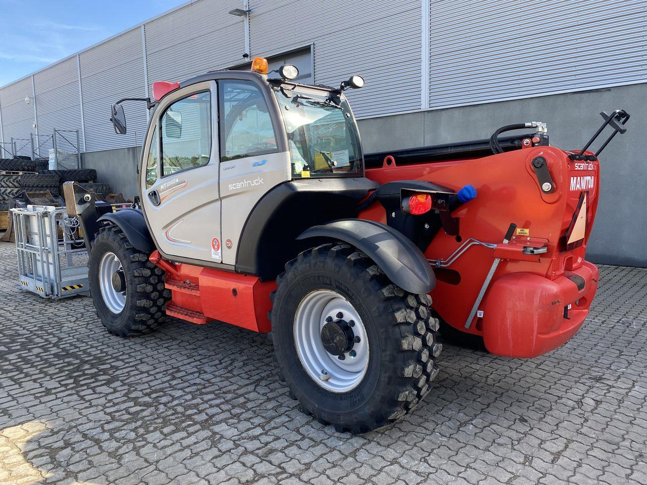 Manitou MT1840A ST4 - Телескопски ракувач: слика 2 Manitou MT1840A ST4 - Телескопски ракувач: слика 2