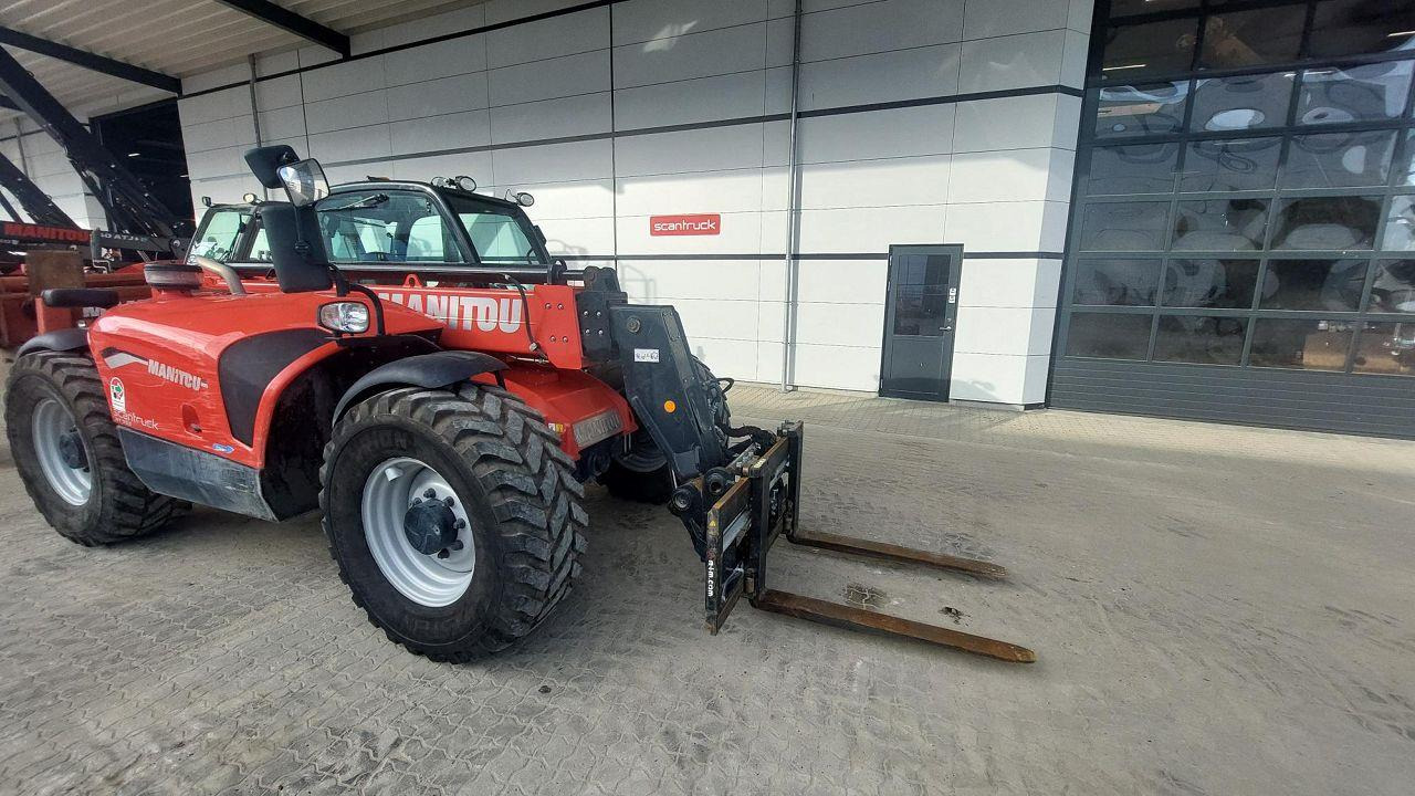 Manitou MT933 EASY COMFORT - Телескопски ракувач: слика 4 Manitou MT933 EASY COMFORT - Телескопски ракувач: слика 4