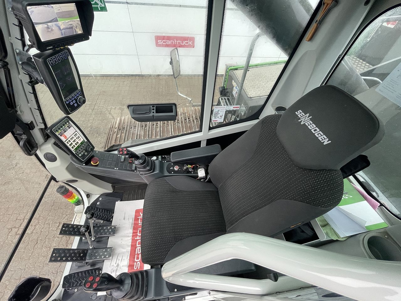 SENNEBOGEN 643E-R - Справувач со отпад/ Индустрија: слика 3 SENNEBOGEN 643E-R - Справувач со отпад/ Индустрија: слика 3