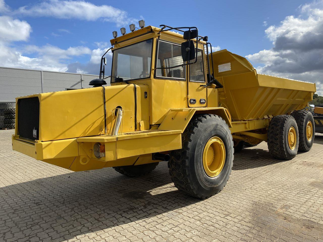 Volvo A20 - Зглобен истоварувач: слика 1 Volvo A20 - Зглобен истоварувач: слика 1