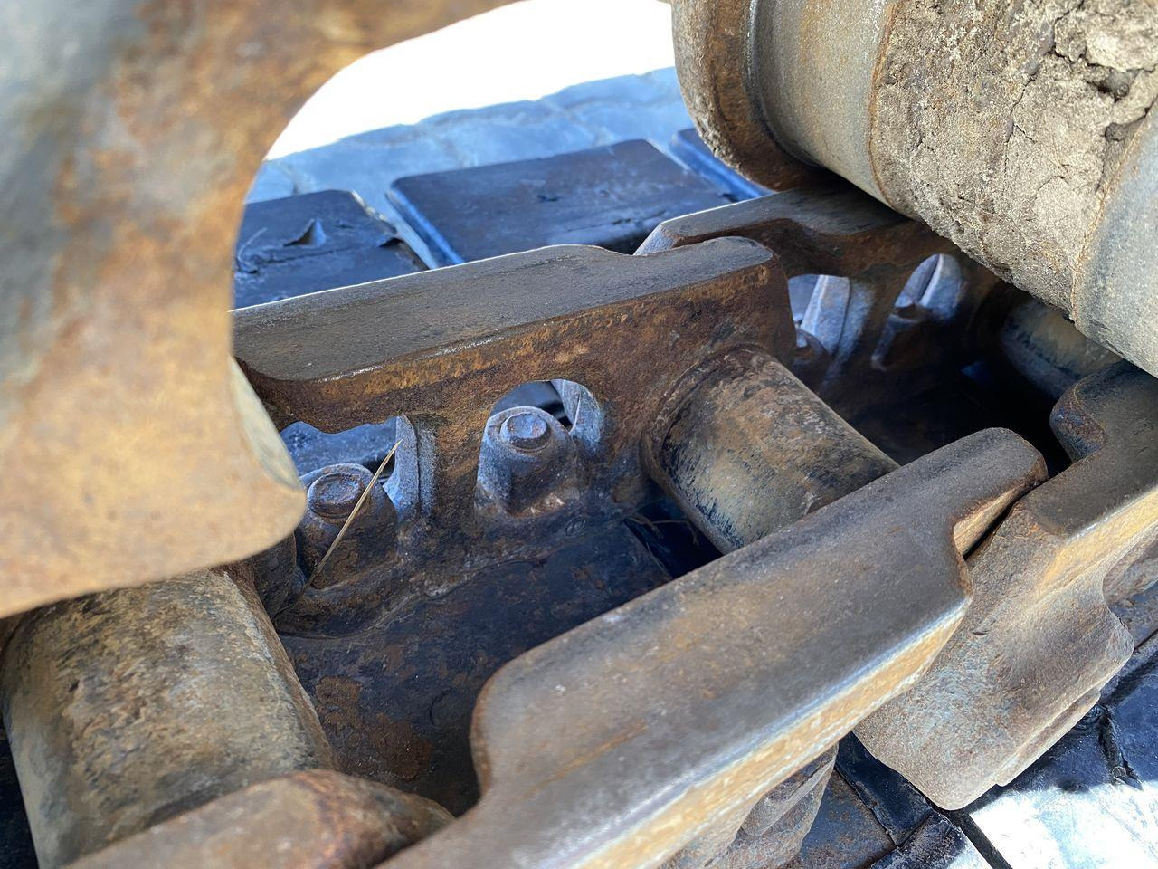 Багер гасеничар Volvo ECR145: слика 7