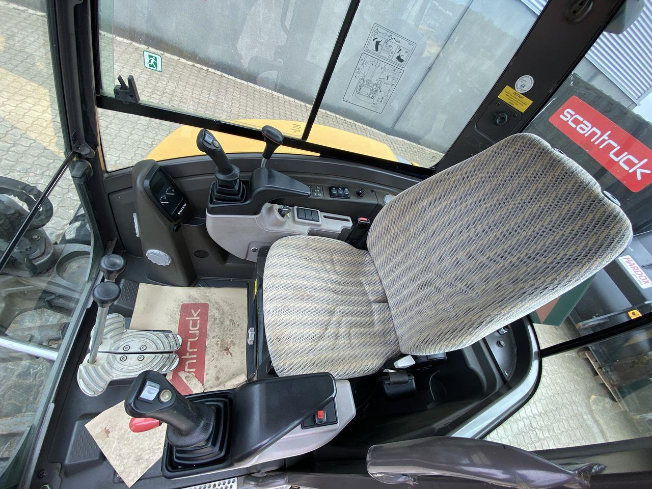 Volvo ECR50 - Мини багер: слика 3 Volvo ECR50 - Мини багер: слика 3