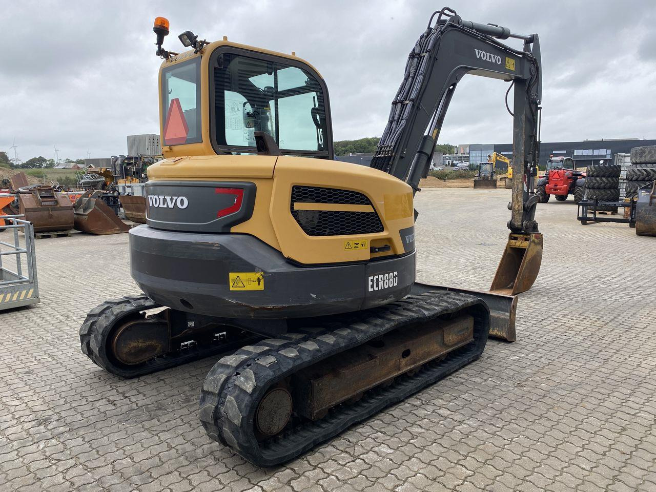 Volvo ECR88 - Мини багер: слика 4 Volvo ECR88 - Мини багер: слика 4