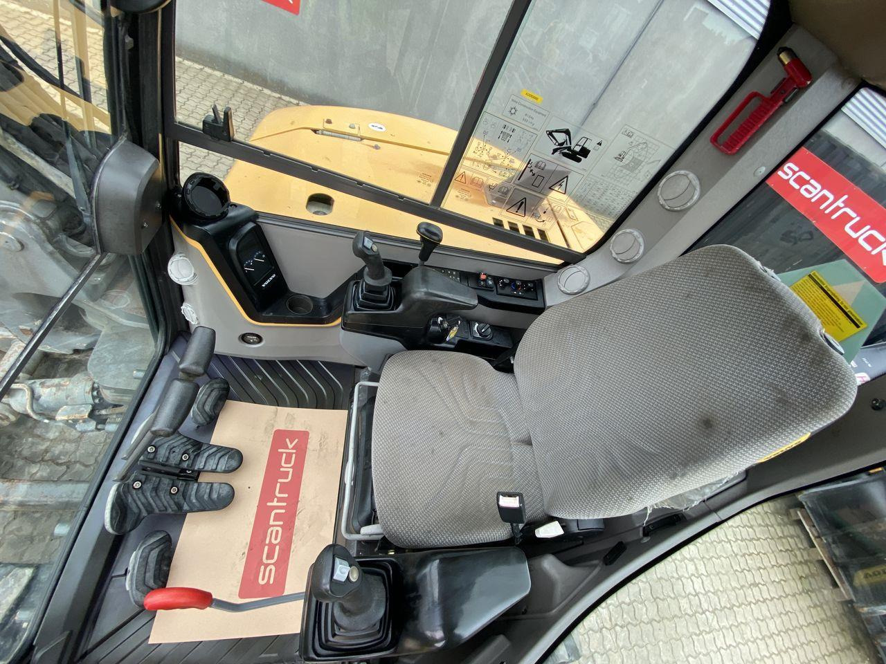 Volvo ECR88 - Мини багер: слика 3 Volvo ECR88 - Мини багер: слика 3