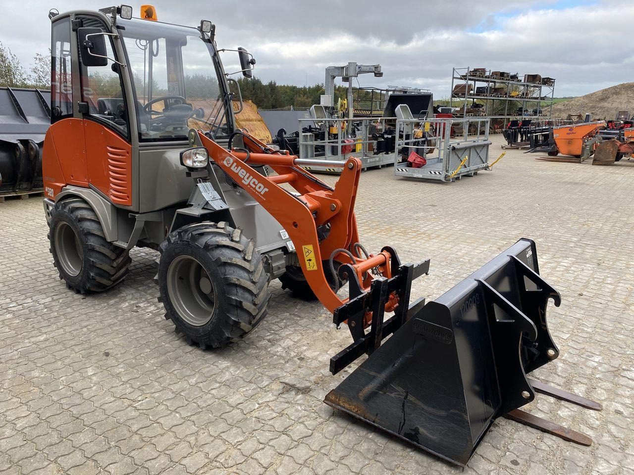 Weycor AR320 Cab - Земјоделски натоварувач: слика 5 Weycor AR320 Cab - Земјоделски натоварувач: слика 5