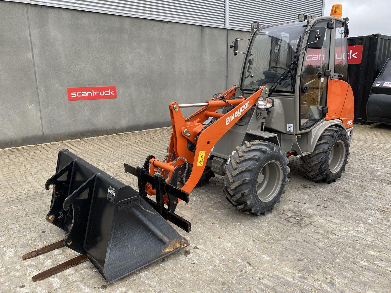 Weycor AR320 Cab - Земјоделски натоварувач: слика 1 Weycor AR320 Cab - Земјоделски натоварувач: слика 1