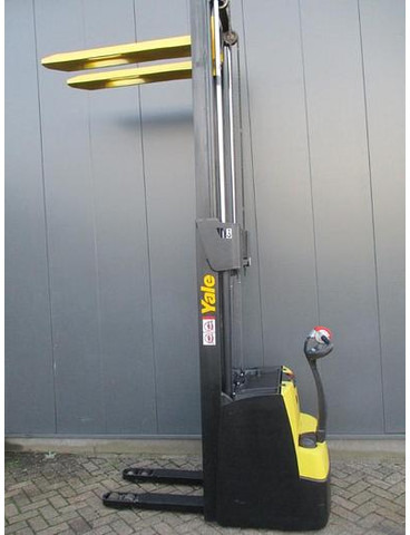 Yale MS 16 - Сложувач: слика 5 Yale MS 16 - Сложувач: слика 5