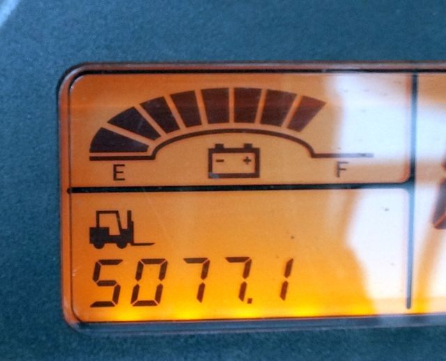 Caterpillar EP16NT - Електричен вилушкар: слика 4 Caterpillar EP16NT - Електричен вилушкар: слика 4