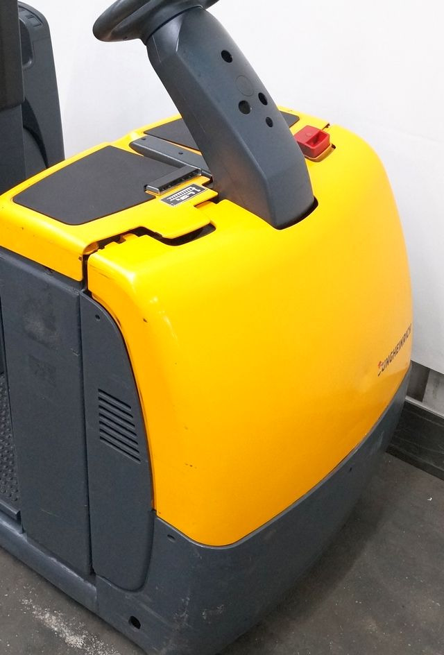 Jungheinrich ECE225 HP - Вилушкар за подигање роба: слика 4 Jungheinrich ECE225 HP - Вилушкар за подигање роба: слика 4