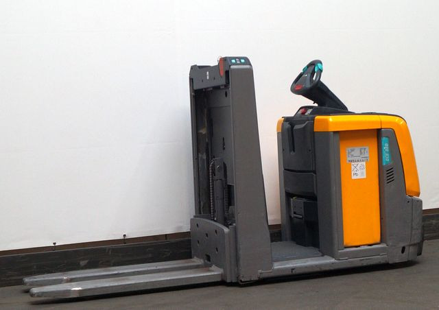 Jungheinrich ECE310 - Вилушкар за подигање роба: слика 1 Jungheinrich ECE310 - Вилушкар за подигање роба: слика 1