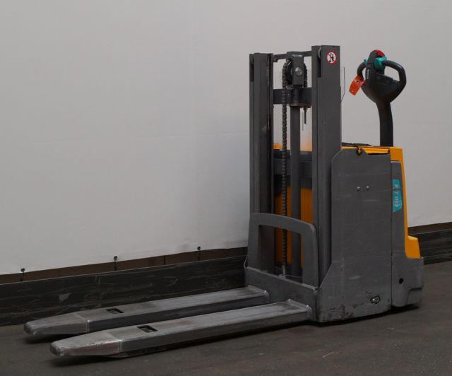 Jungheinrich EJD118 - Сложувач: слика 1 Jungheinrich EJD118 - Сложувач: слика 1