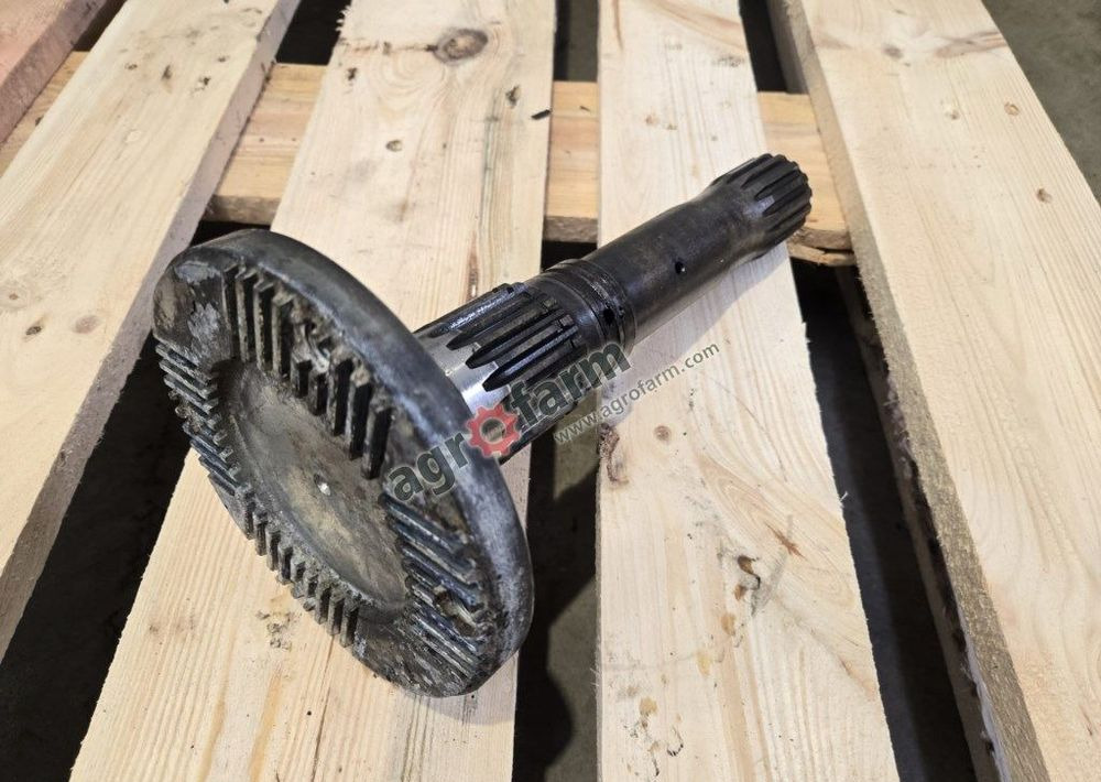 Półoś Fendt 939, 922, 924, 927, 930 - Трансмисија: слика 2 Półoś Fendt 939, 922, 924, 927, 930 - Трансмисија: слика 2