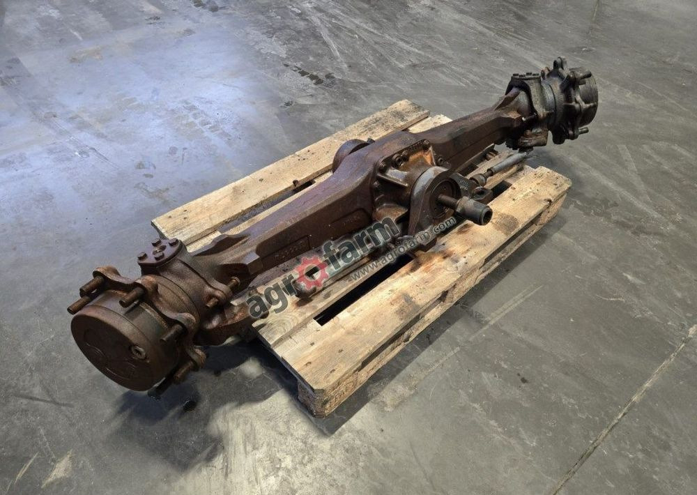 Przedni most Renault Ceres 345 Carraro - Трансмисија: слика 1 Przedni most Renault Ceres 345 Carraro - Трансмисија: слика 1