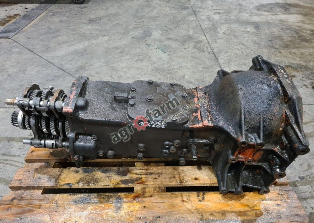 Skrzynia biegów Deutz Fahr Agroplus 70 0104639020 - Менувач: слика 3 Skrzynia biegów Deutz Fahr Agroplus 70 0104639020 - Менувач: слика 3