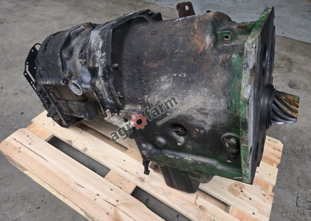 Skrzynia biegów John Deere 6930, PowrQuad - Менувач: слика 1 Skrzynia biegów John Deere 6930, PowrQuad - Менувач: слика 1