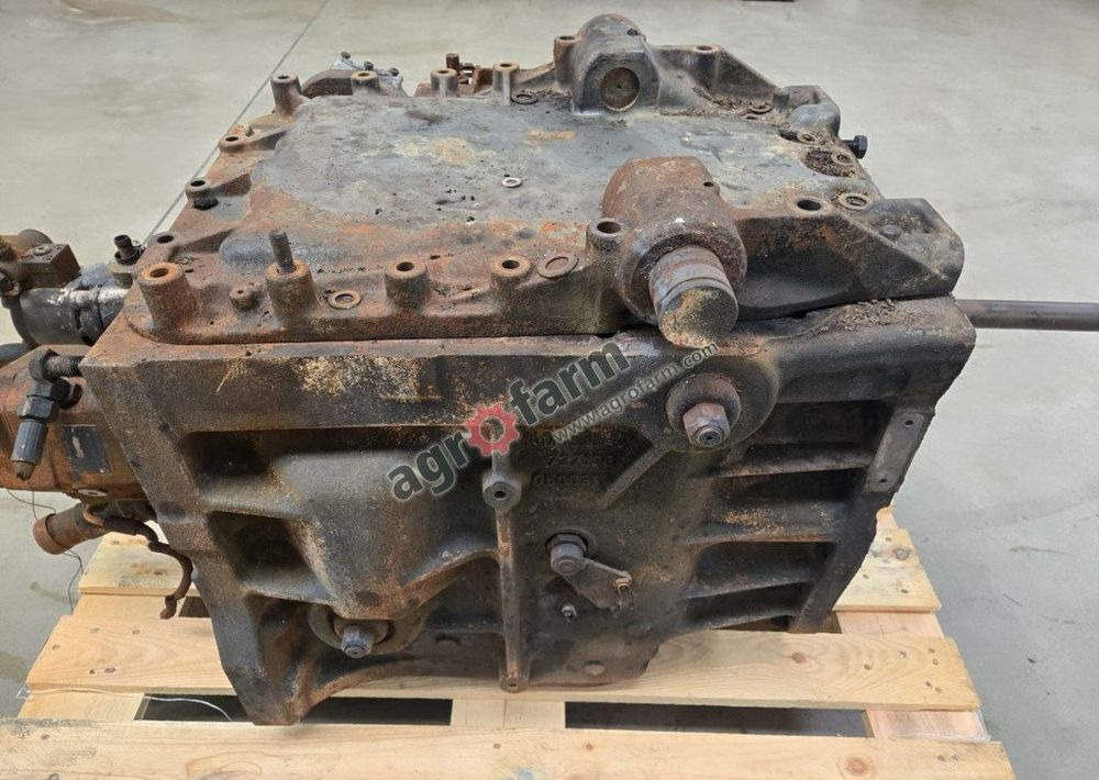 Skrzynia biegów Massey Ferguson 6614, Vario ML130 - Менувач: слика 3 Skrzynia biegów Massey Ferguson 6614, Vario ML130 - Менувач: слика 3