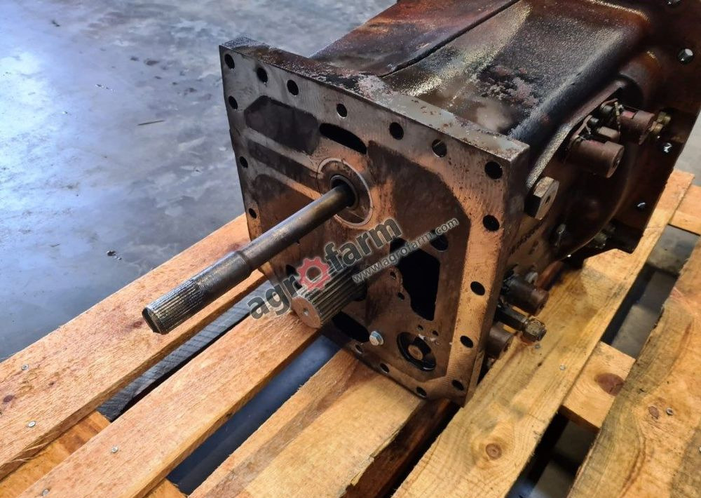 Skrzynia biegów Massey Ferguson 7616 1503B1 - Менувач: слика 3 Skrzynia biegów Massey Ferguson 7616 1503B1 - Менувач: слика 3