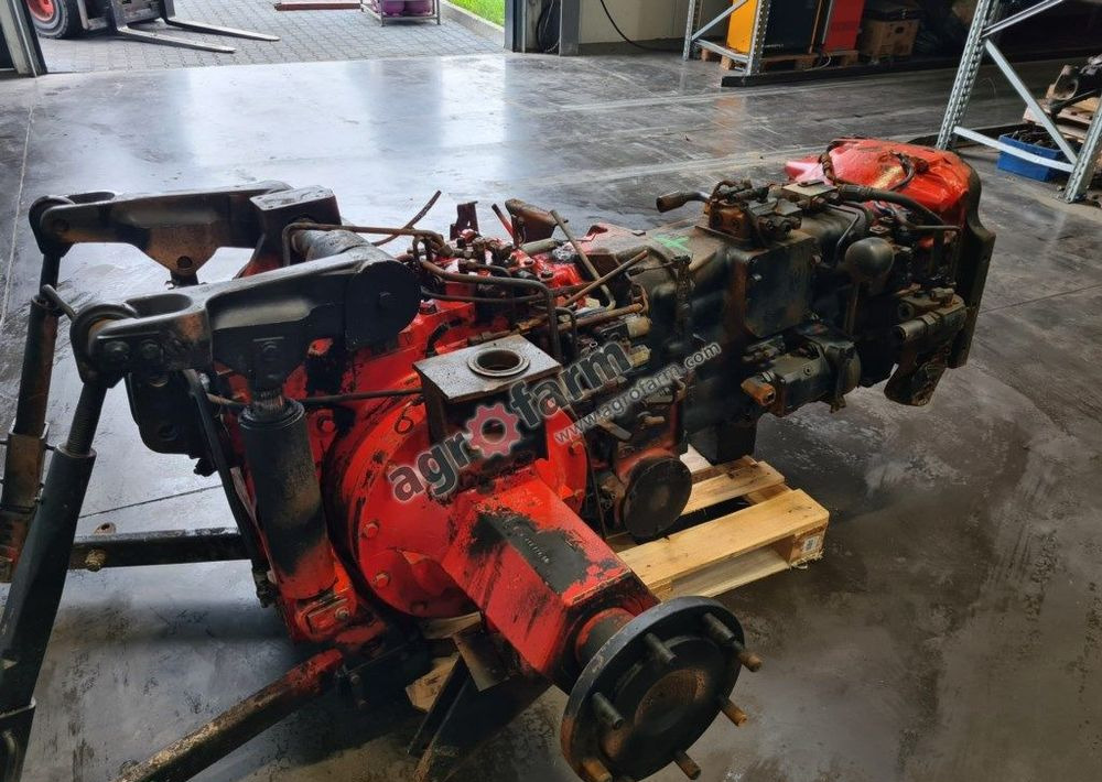 Skrzynia biegów, most tylny McCormick MTX 155 - Менувач: слика 2 Skrzynia biegów, most tylny McCormick MTX 155 - Менувач: слика 2