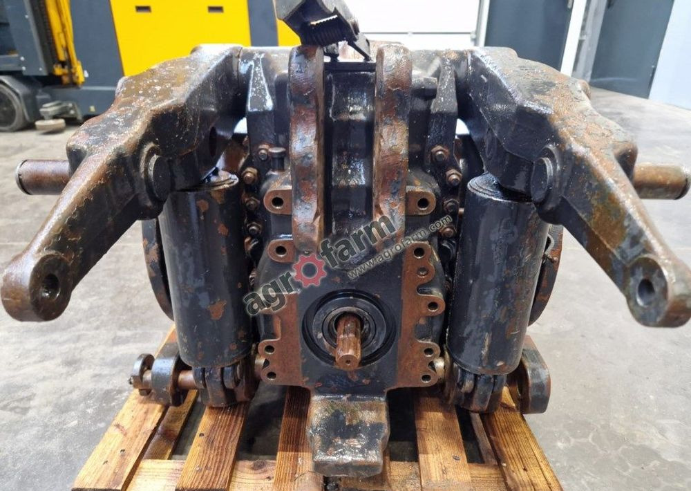 Tylny most Valtra 6400 - Менувач: слика 4 Tylny most Valtra 6400 - Менувач: слика 4