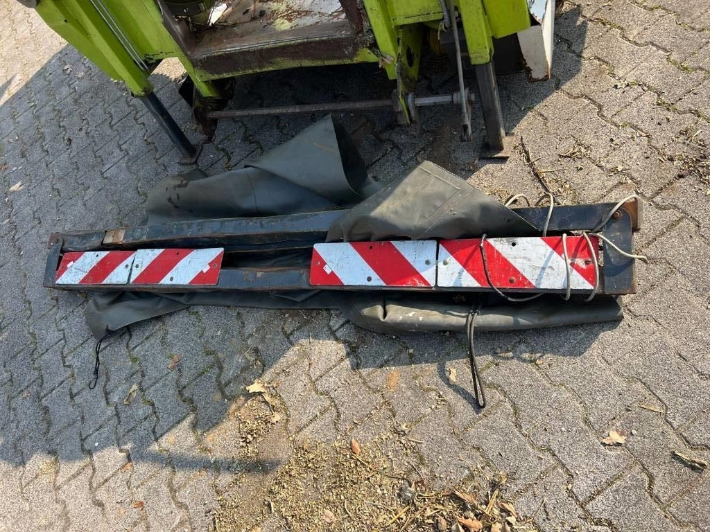 Комбајн за сточна храна Claas RU 450 Xtra: слика 12