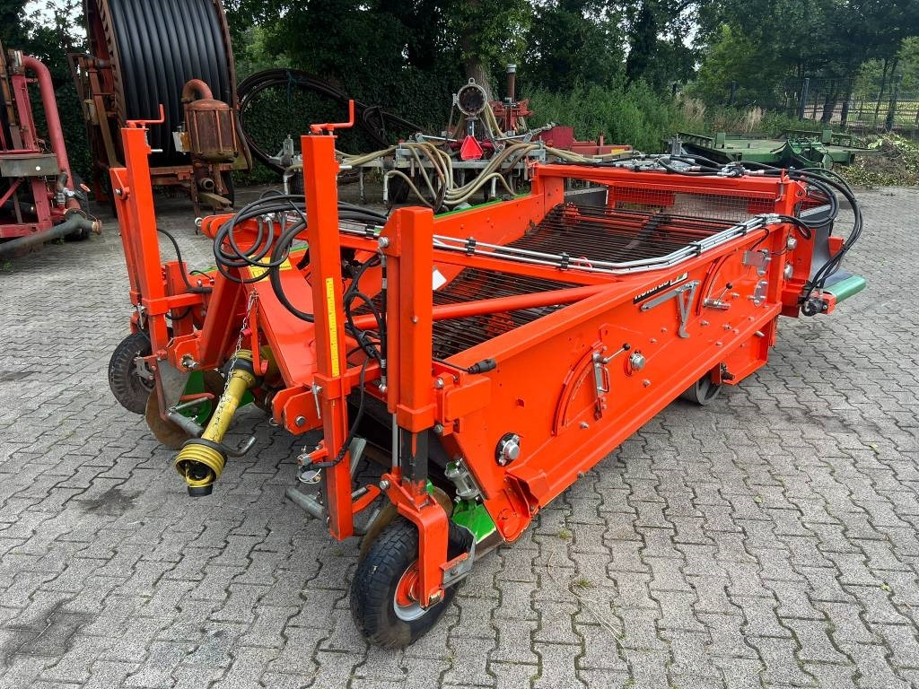 Holaras UR170-DB uienrooier - Машина за жнеење: слика 1 Holaras UR170-DB uienrooier - Машина за жнеење: слика 1