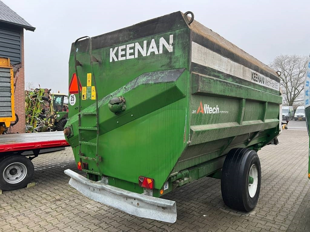 Keenan Mech-Fiber 365 - Вагон за мешање сточна храна: слика 3 Keenan Mech-Fiber 365 - Вагон за мешање сточна храна: слика 3