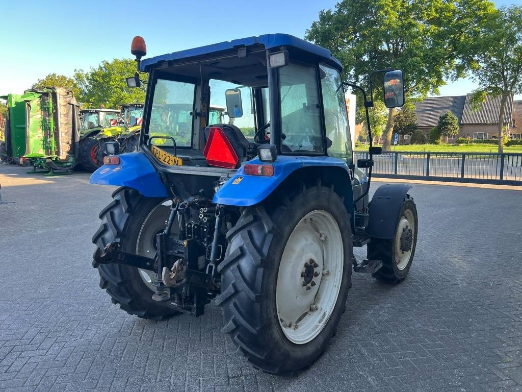 New Holland TL 90 - Трактор: слика 5 New Holland TL 90 - Трактор: слика 5