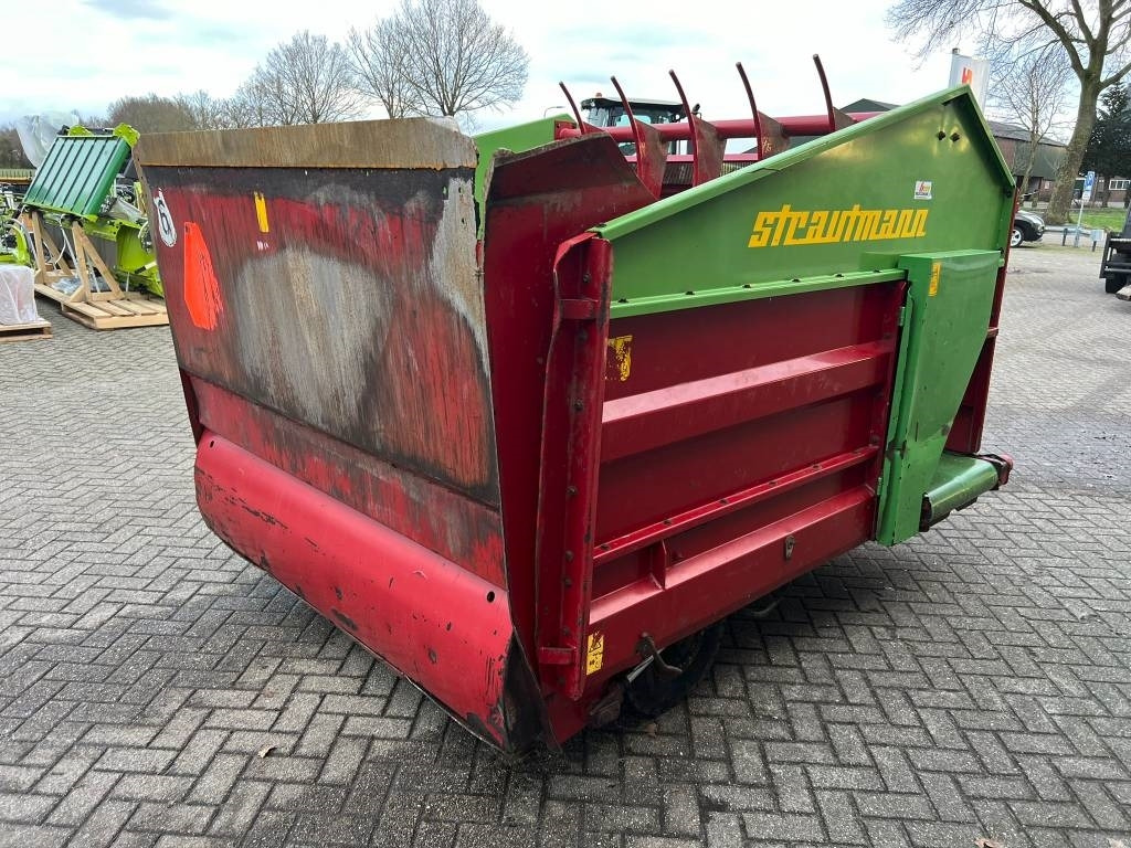 Strautmann BVW blokkenwagen - Вагон за мешање сточна храна: слика 3 Strautmann BVW blokkenwagen - Вагон за мешање сточна храна: слика 3