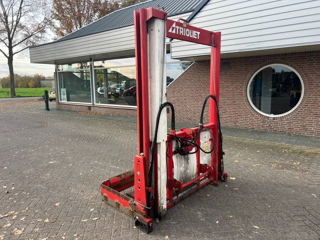 Trioliet TU 170 kuilvoersnijder - Опрема за добиток: слика 2 Trioliet TU 170 kuilvoersnijder - Опрема за добиток: слика 2