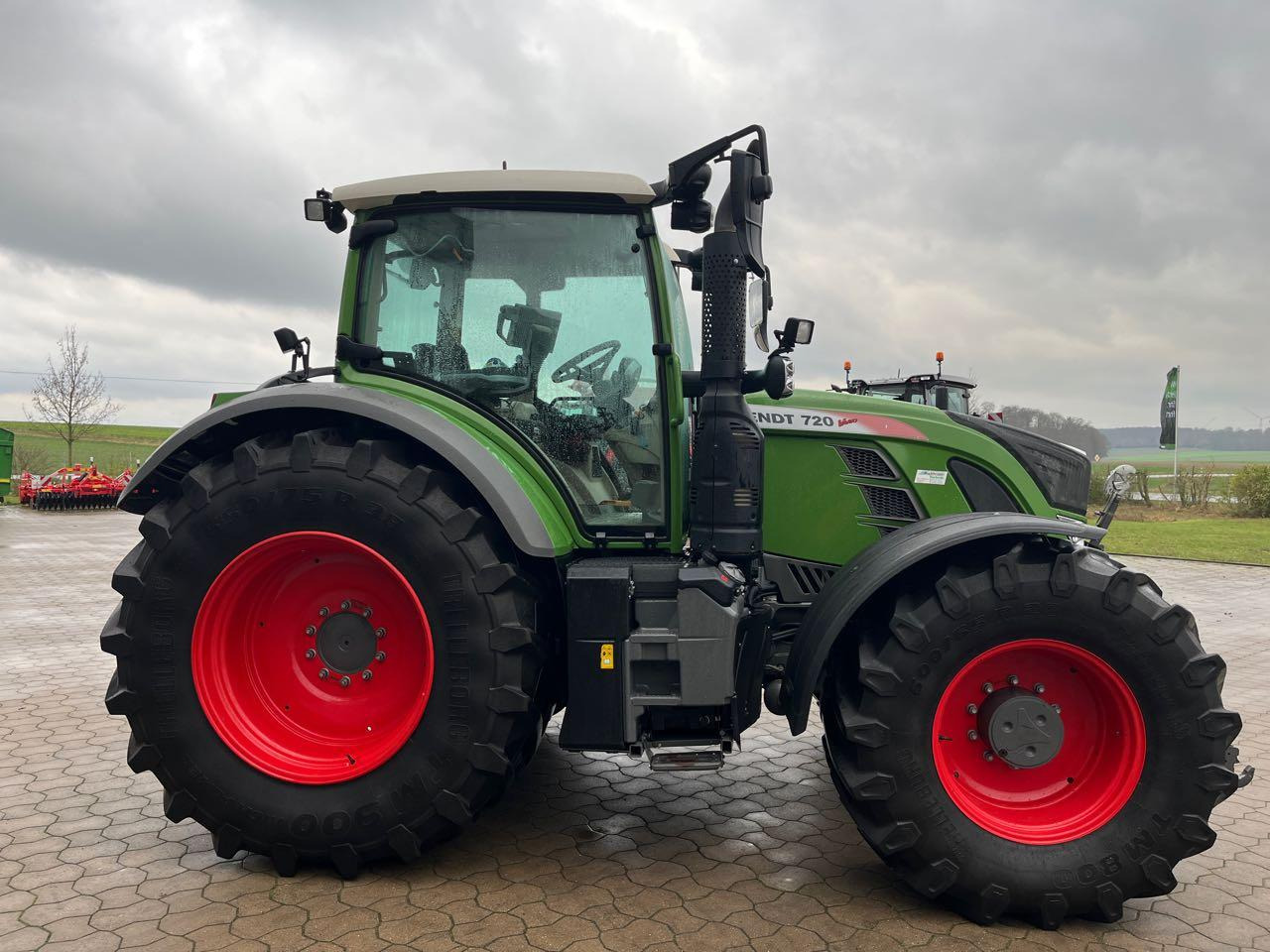 Fendt 720 Vario S4 ProfiPlus - Трактор: слика 3 Fendt 720 Vario S4 ProfiPlus - Трактор: слика 3