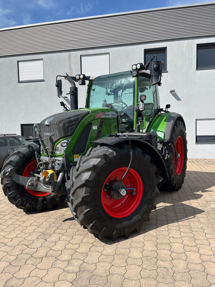 Трактор Fendt 720 Vario S4 ProfiPlus: слика 6 Трактор Fendt 720 Vario S4 ProfiPlus: слика 6